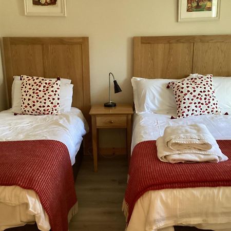 Roundstone Retreats Abbys Cottage Экстерьер фото